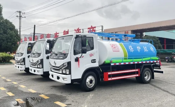 Septic Tank Cleaning and Suction Truck Septic Tank Cleaning and Suction Truck