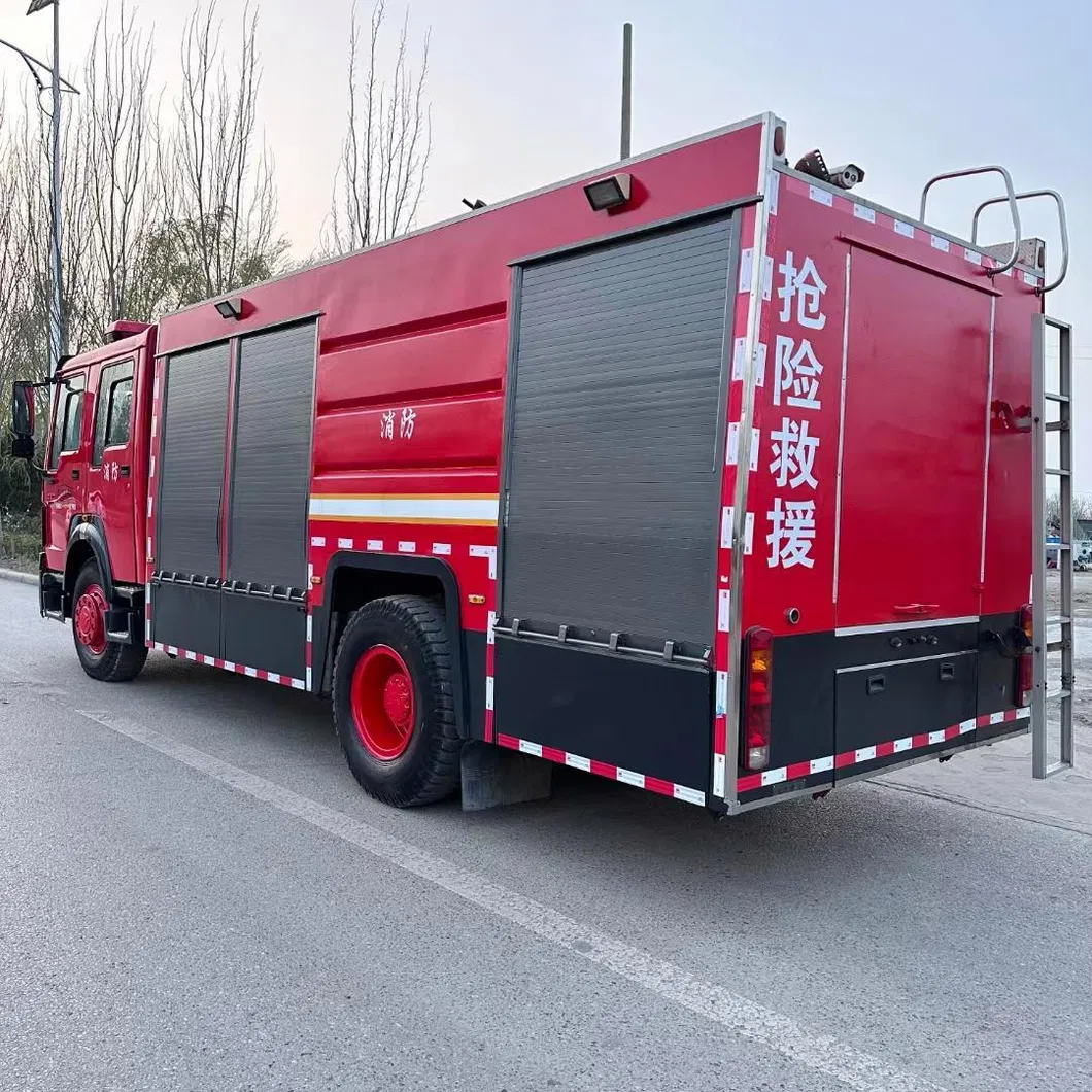 HOWO Emergency Rescue Fire Truck with Exceptional Water Capacity
