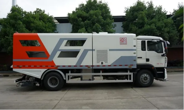 Advanced Urban Street Cleaning Truck for Efficient Maintenance Solutions