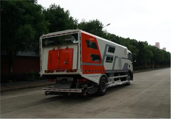 Heavy-Duty Road Sweeper Truck for Efficient Urban Cleaning