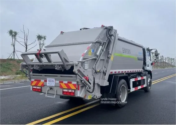 Heavy-Duty HOWO Compactor Truck for Efficient Waste Management