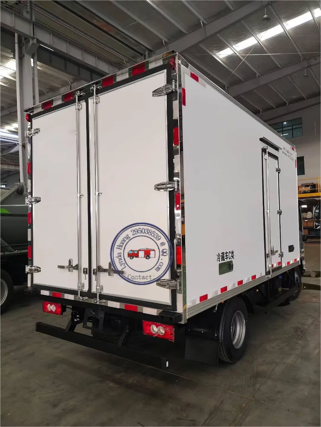 Foton Aumark 4&times; 2 Refrigerated Truck with Cooling Box for Fresh Food Transportation