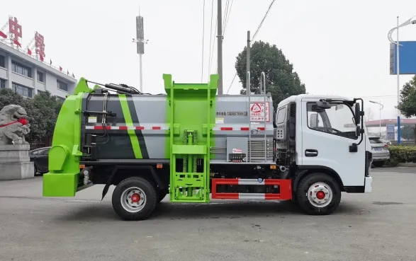 Large Capacity Rear Loading Compressed Garbage Truck