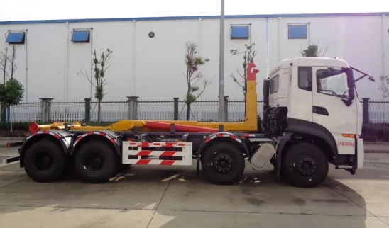 Versatile Skip Garbage Vehicle with Heavy-Duty Garbage Collection Features