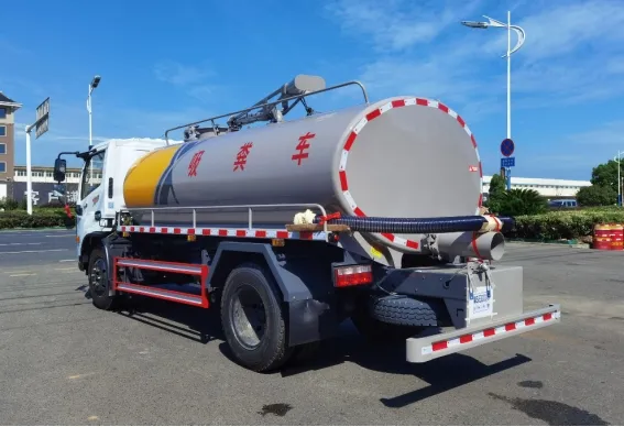 Robust Commercial Sewage Suction Truck for Powerful Performance and Durability