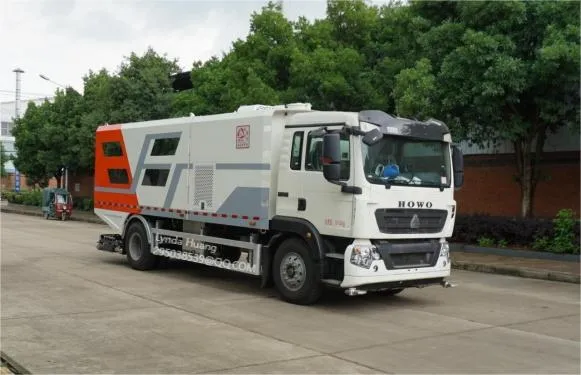Heavy-Duty Road Sweeper Truck for Efficient Urban Cleaning