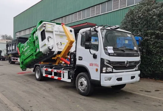 Efficient Waste Garbage Vehicle with Heavy-Duty Roll-off Skip Functionality