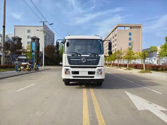 Durable Dongfeng Heavy-Duty Garbage Compactor Truck for Urban Cleanup