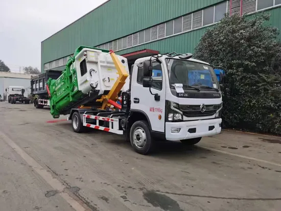 Efficient Roll-off Skip Loader Garbage Vehicle with Dongfeng Chassis 5000L