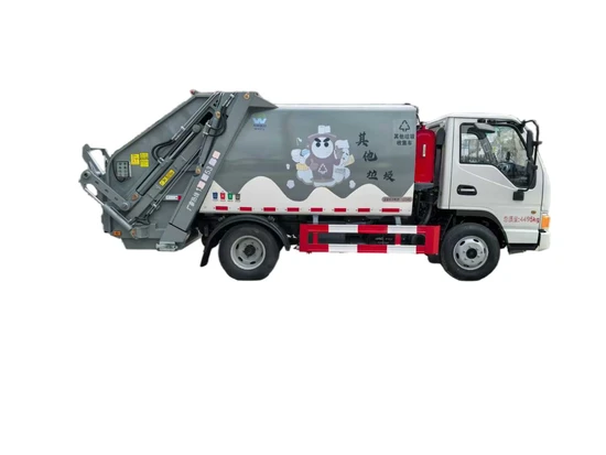Compression Truck with Advanced Garbage Handling Features