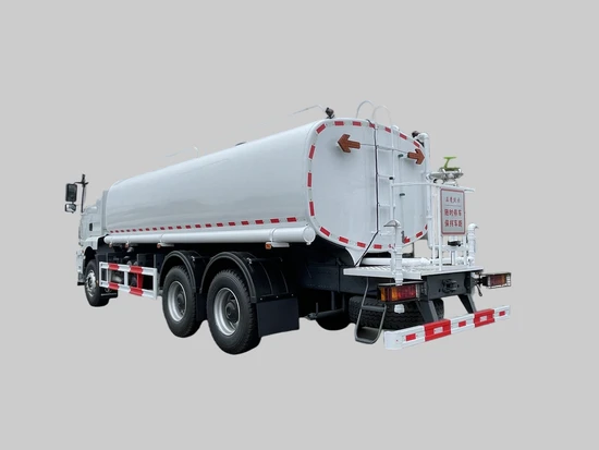 Reliable Water Transport Vehicle with 25cbm Capacity for All Needs