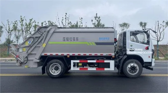 High-Performance Dongfeng Garbage Compactor Truck for Efficient Garbage Disposal