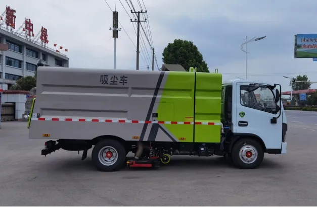 Brushes Highway Road Sweeping Truck 4X2 Small Sweeper Truck
