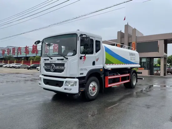 Versatile 12-15cbm Water Tank Truck for High-Capacity Transport