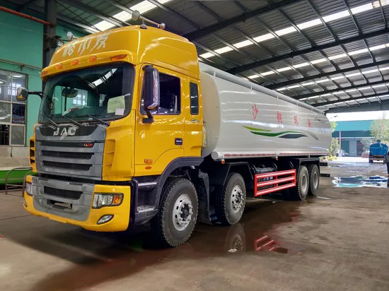 Durable 25cbm Water Truck for High-Capacity Efficient Transport