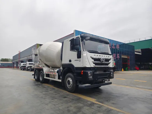 Durable Zhongjie Concrete Mixer Truck with Powerful Hydraulic Power System