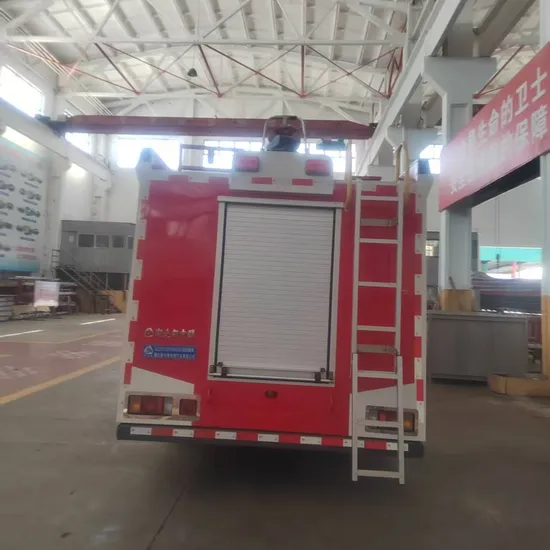 Emergency Rescue Fire Truck with Tank Capacity 3.5 cbm for Sale