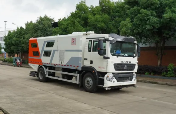 Durable Commercial Road Sweeper Truck with Heavy-Duty Performance Features