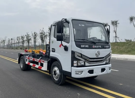 Efficient Waste Garbage Vehicle with Heavy-Duty Roll-off Skip Functionality