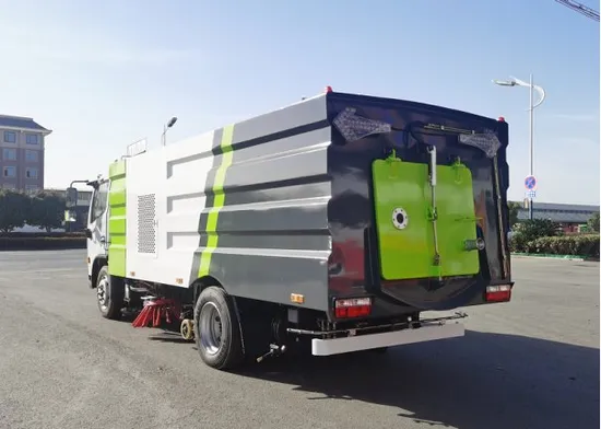 Road Sweeper Cleaning Truck with Water Tank 4X2 for City Street