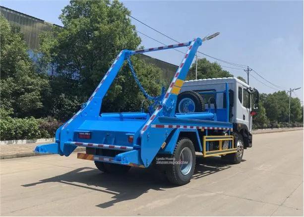 Heavy-Duty Sinotruk HOWO Garbage Compression Truck for Industrial Applications