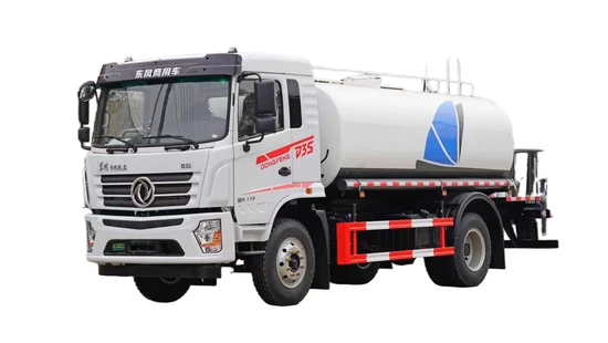Versatile Water Transport Truck with 4mm Tank Thickness for Durability
